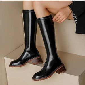 Looks Like Summer Paola boots black